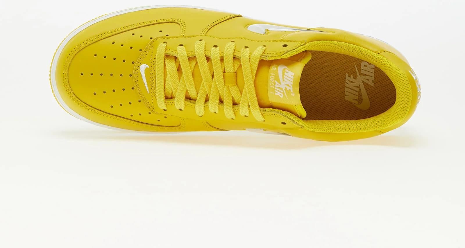 靴 NIKE AIR FORCE 1 LOW RETRO SPEED YELLOW Buty Nike Air Force 1 Low Retro Speed FJ1044-700 Unisex