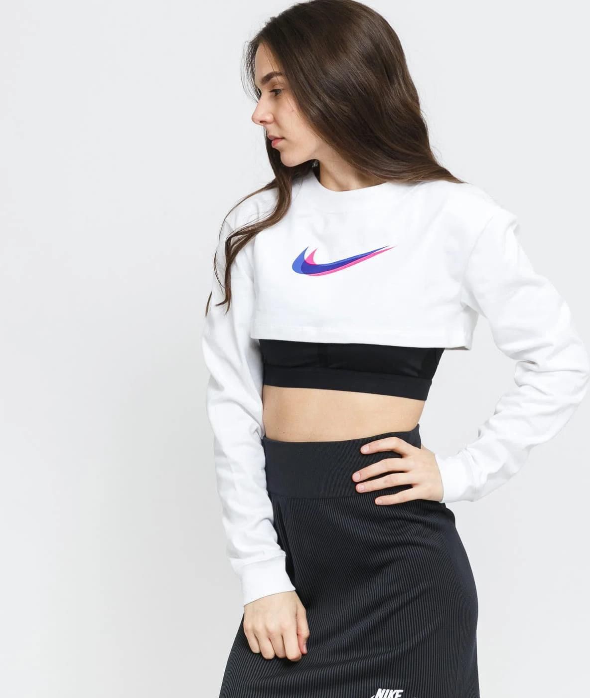 white nike long sleeve crop top