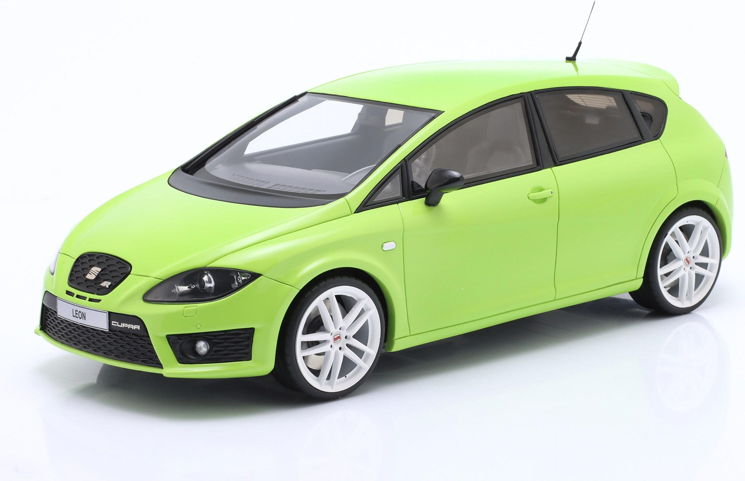 Seat leon  cupra kiwi green  1/18 otto - Collection