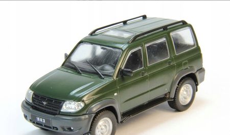 Miniature UAZ 3163 Patriot Black 231631 DIP Models 1/43 - RARE Occasion