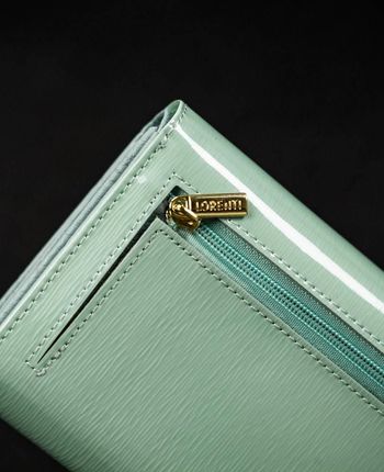 Lakierowany portfel damski na karty z zabezpieczeniem RFID Protect — Lorenti - zdjęcie 4