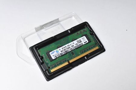 Samsung 2GB (M471B5773DH0-CH9)