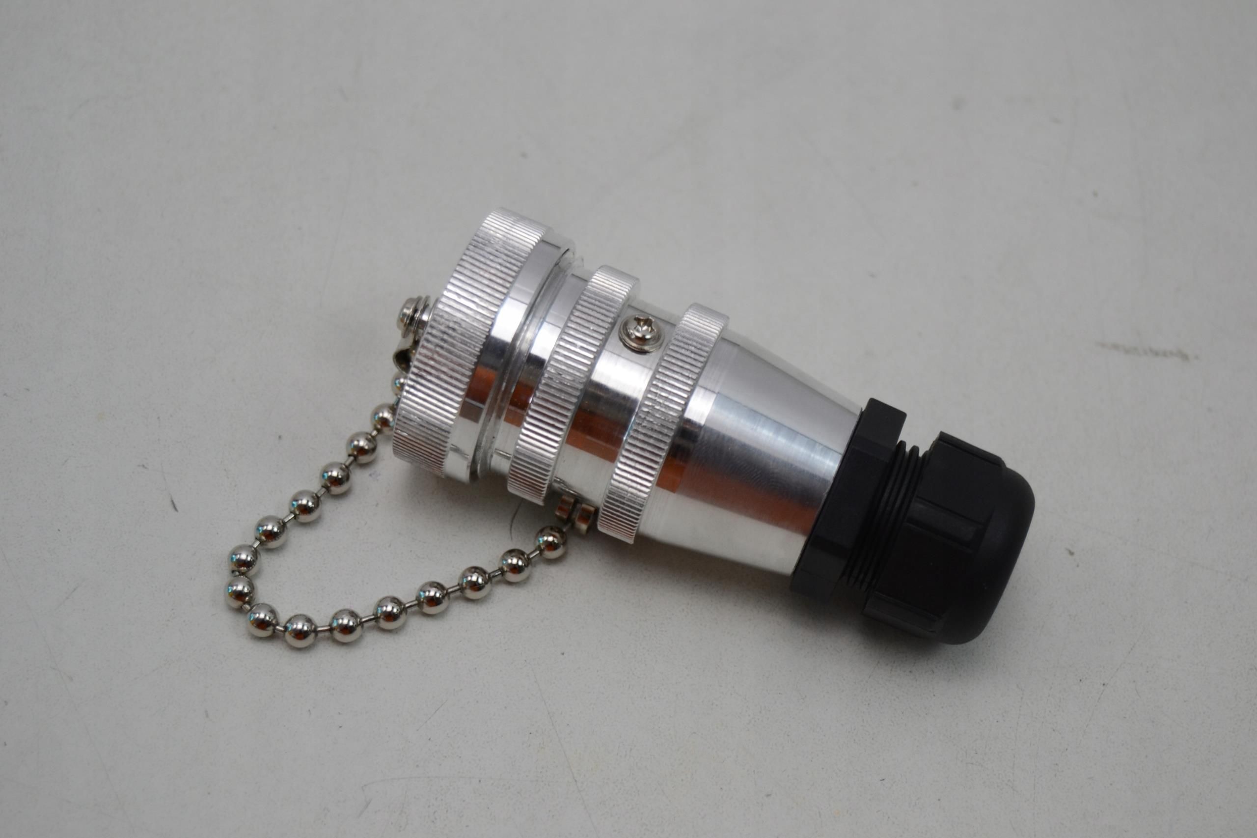 HELLA 8JB 002 281-011 Presa Corrente 42V 2 Poli Con Contatto A Vite