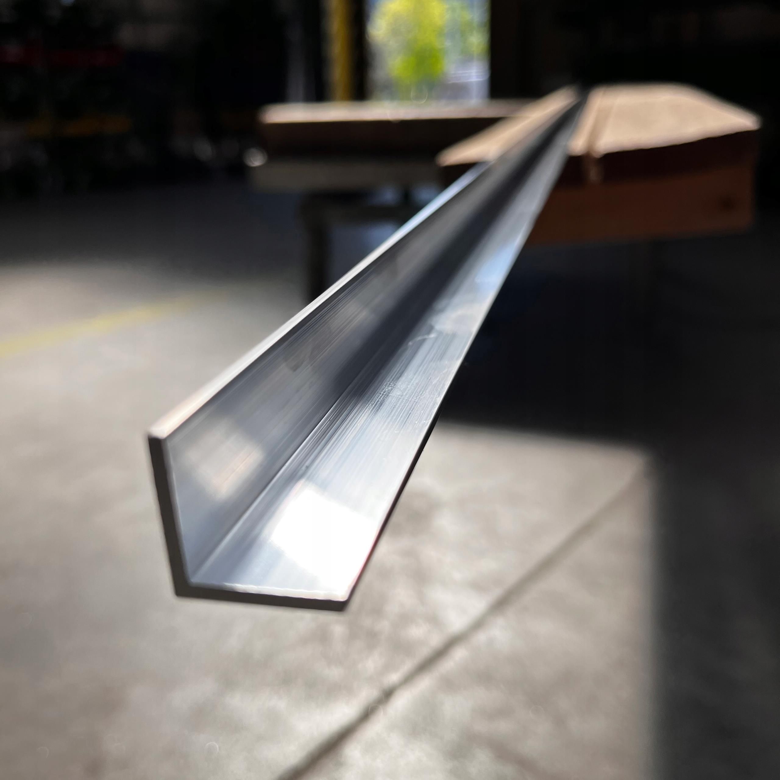 Materiały konstrukcyjne Kątownik Aluminiowy 20X20X2 2 Metry - Opinie i ...