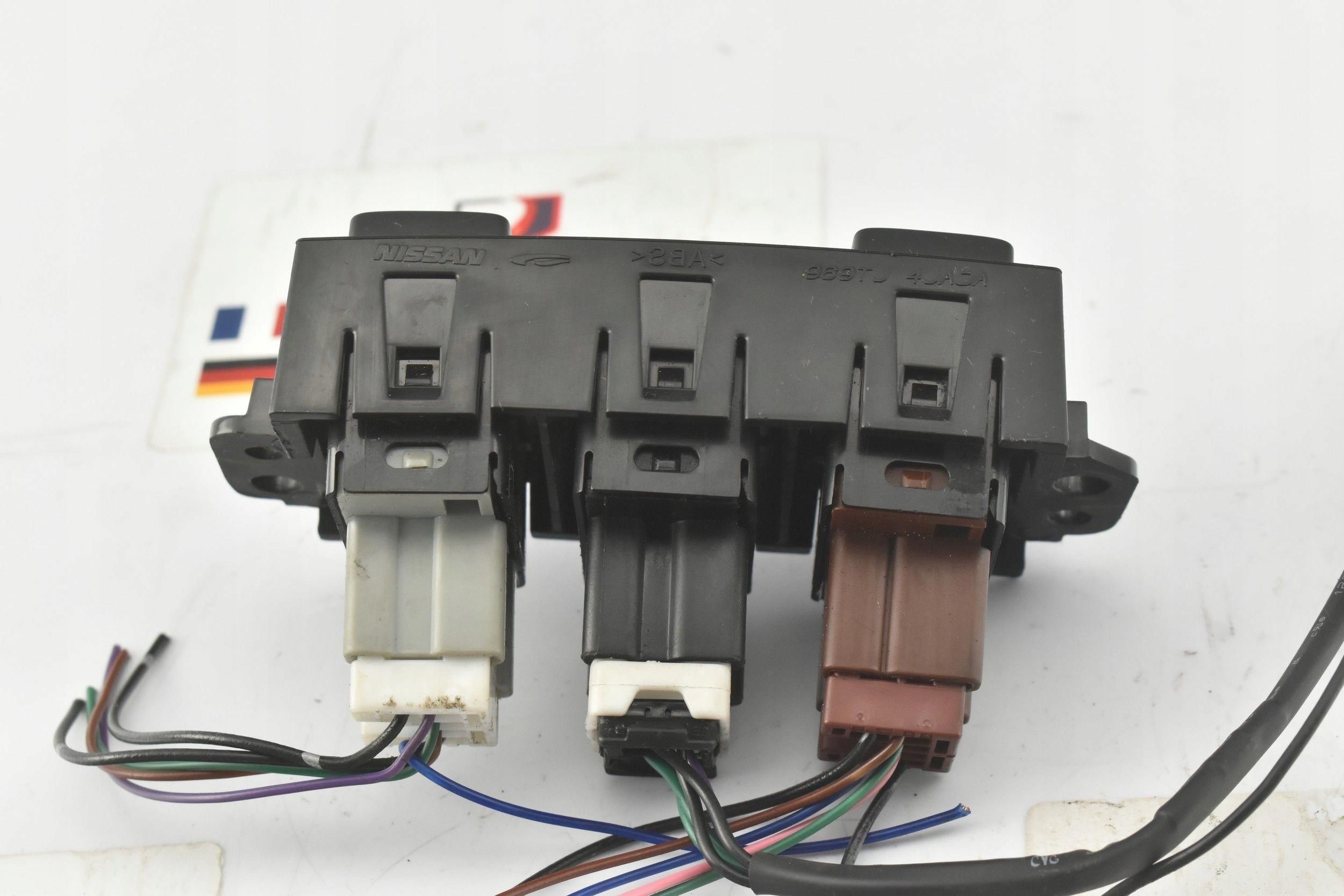 Nissan SW-500E01 PLCアダプタ Nissan SW-500E01 PLCアダプタ