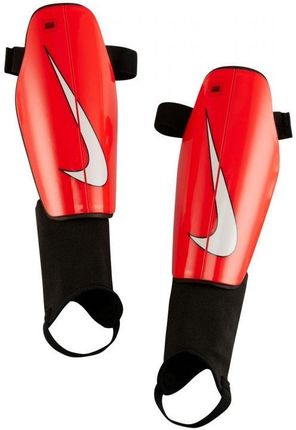 Ochraniacze Piłkarskie Nike Charge Dx4608-635 Rozmiar M 160-170cm