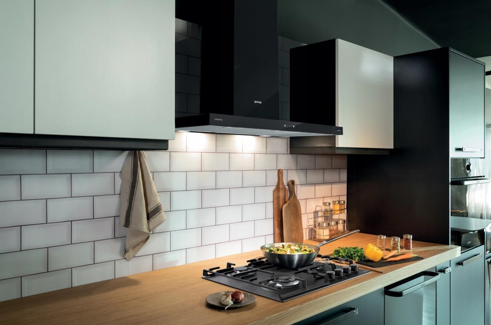 фото Витяжка Т-подібна Gorenje WHT9SYB