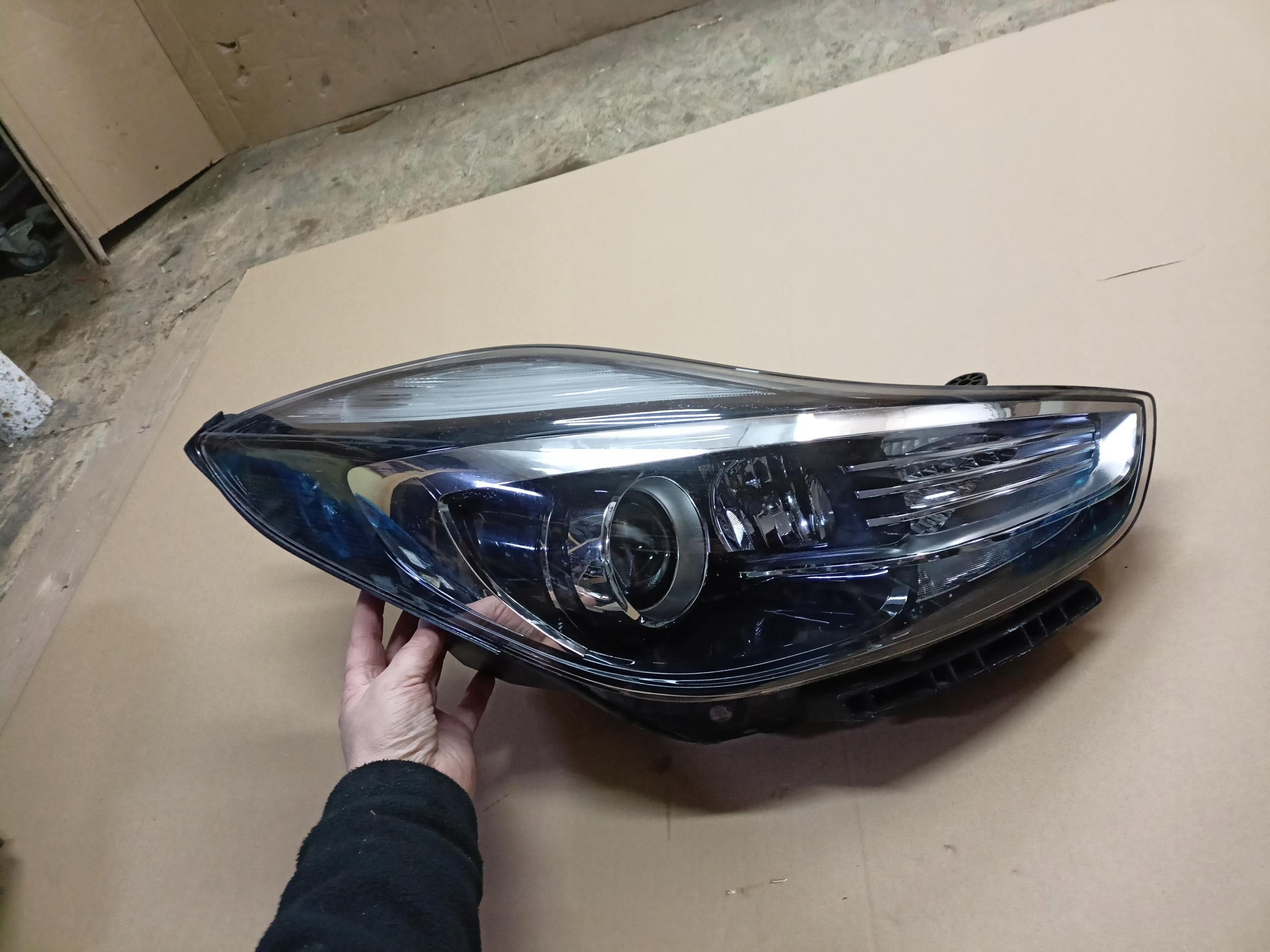 Lampa Przednia Hyundai Oe Ix Lift Reflektor Lampa Prawa Eu