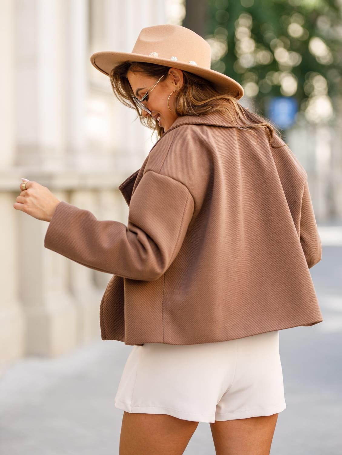 Miss city krótki płaszcz dwurzędowy czekoladowy DPMC24 - Ceny i