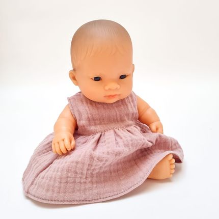 Przytullale Sukienka Dla Lalki Miniland Baby 21Cm Z Różowego Muślinu