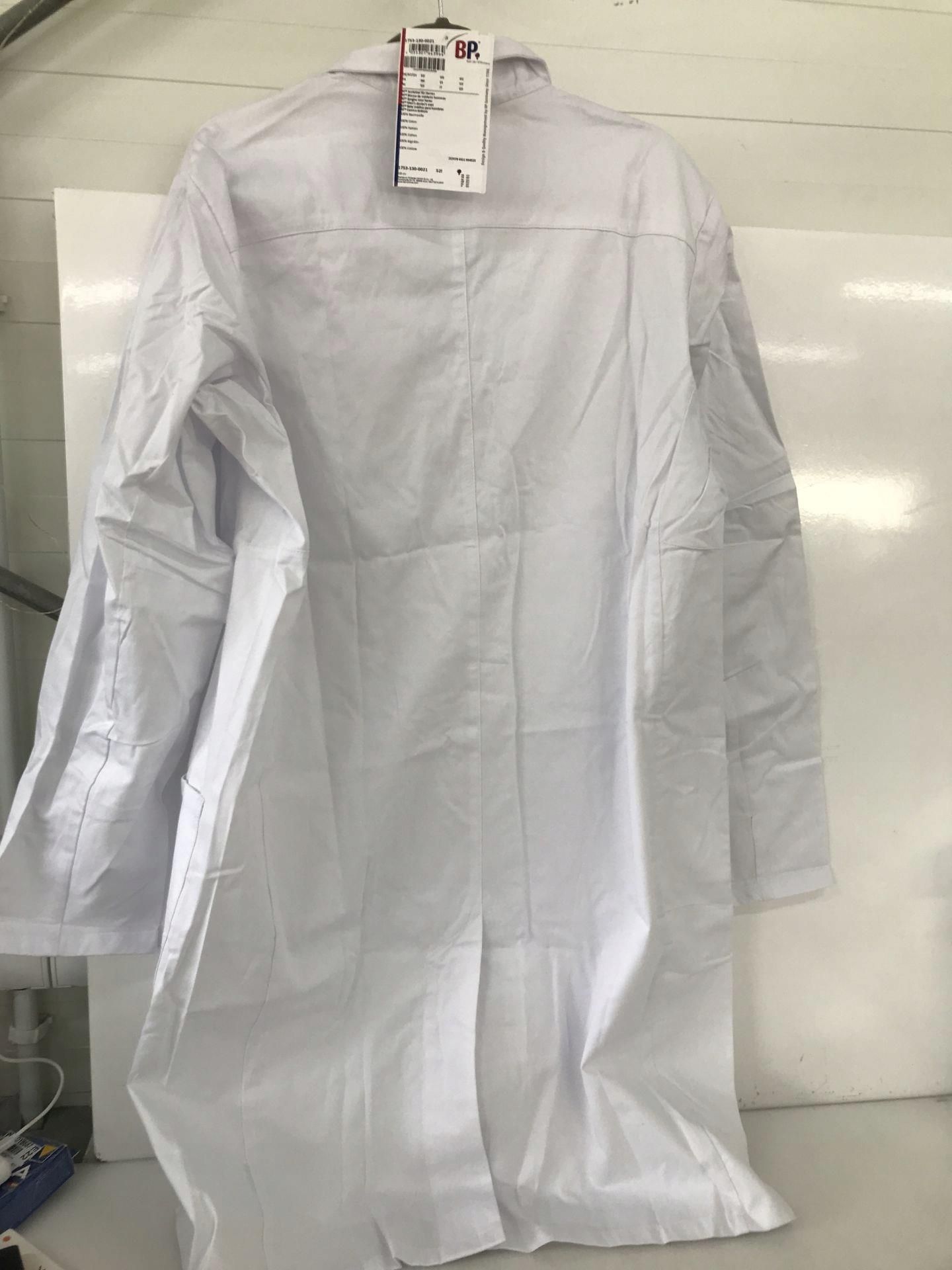 BP 1751 130 0021 48n Men's Doctor's Coat, Long Sleeves, Arm Lift System