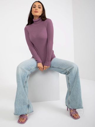 Sweter damski z golfem fioletowy w prążek akrylowy