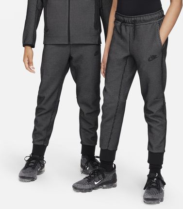 Spodnie Zimowe Dla Dużych Dzieci Chłopców Nike Sportswear Tech Fleece Czerń