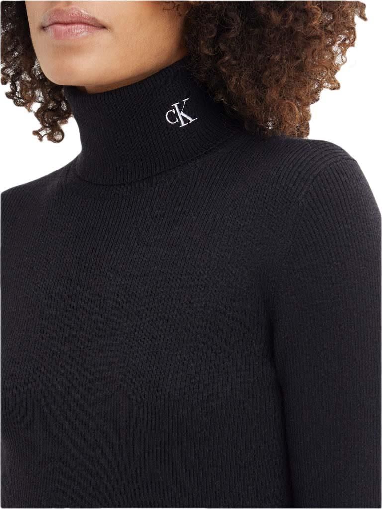 e523d98f-a53c-4859-b50b-