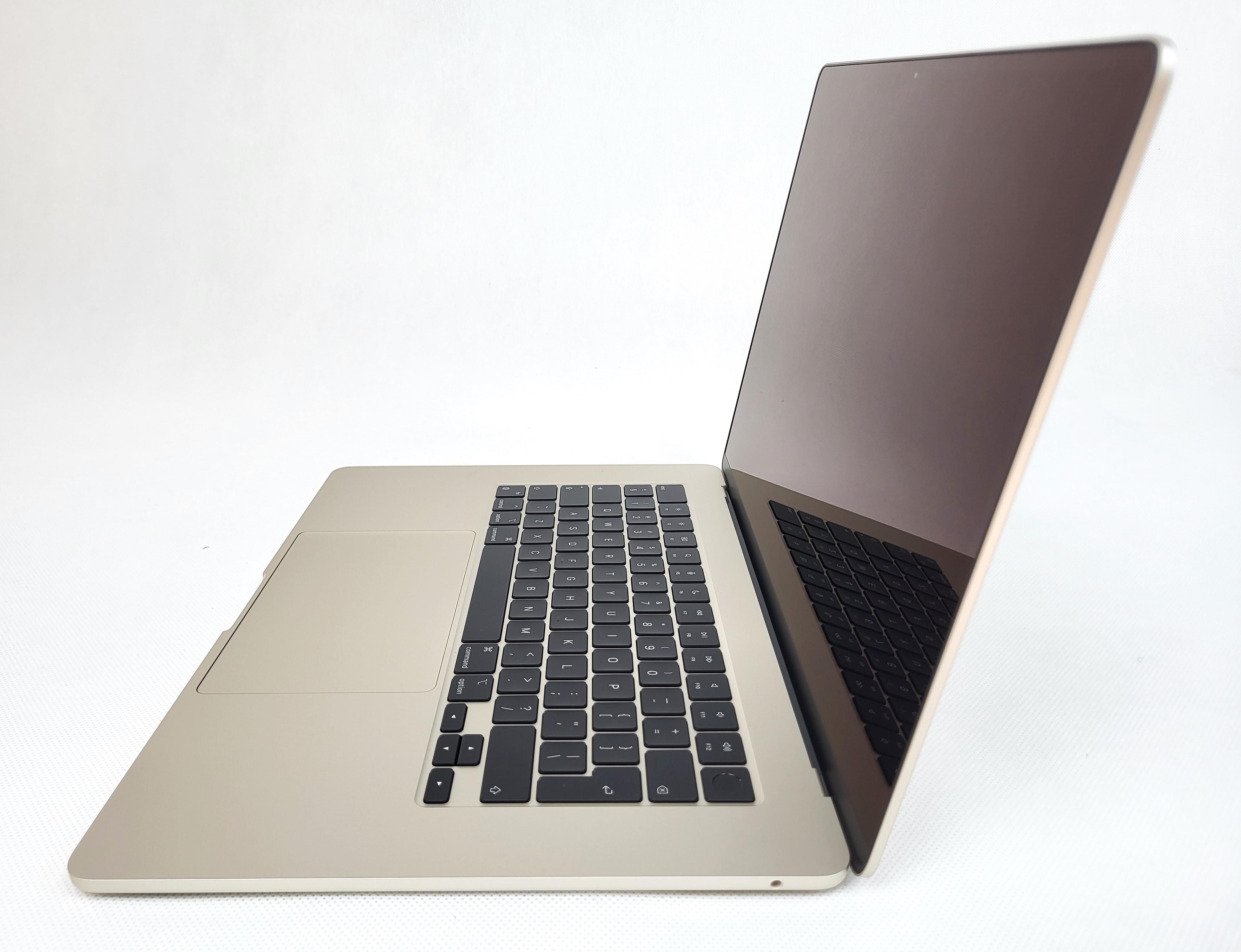 Sprzęt komputerowy outlet Produkt z Outletu: Apple Laptop