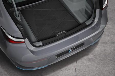 Mata bagażnika BMW Serii 7 (G70) 51475A56C44