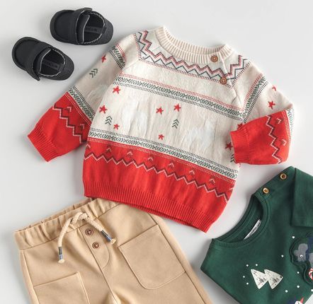 Reserved - Żakardowy sweter ze świątecznym wzorem - Kremowy