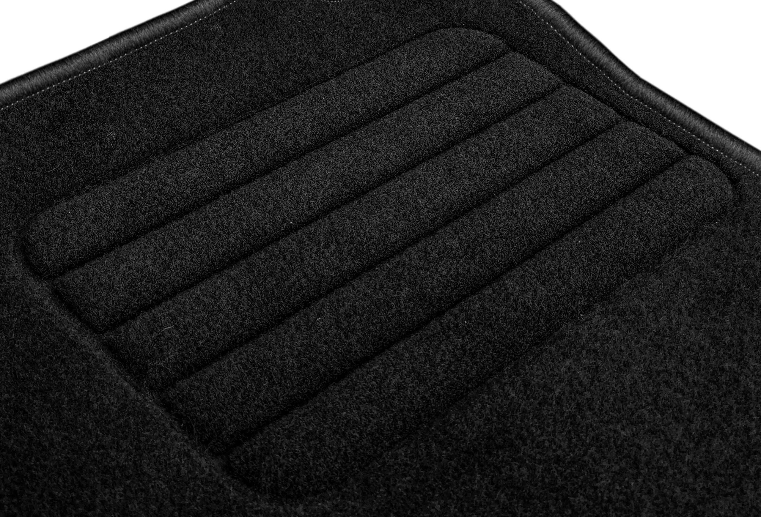 Tapis De Sol Velours Adapté Pour SEAT Cordoba II 6L (2002-2009) - 2 Pièces - Noir - Auto