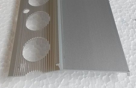 Emaga Profil Aluminiowy Balkonowy Okapnikowy 85mm 3m Srebro Aok45S3M