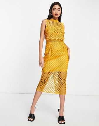 Koronkowa żółta sukienka ołówkowa 40