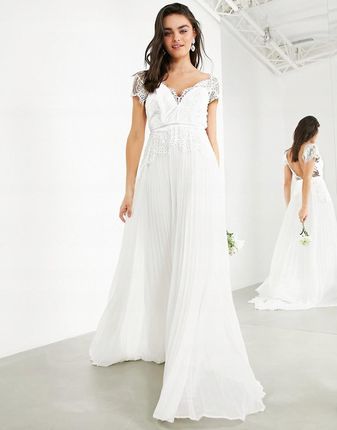 Suknia ślubna biała z głębokim dekoltem 46
