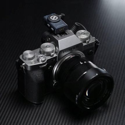 Hollyland Lark M2 Lighting ノイズキャンセル付き Amazon.co.jp: Hollyland「2024新機」Lark M2 camera-ワイヤレス