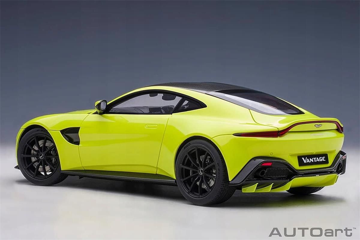 自動車 Autoart Asotn Martin Vantage AUTOart ASTON MARTIN Vantage 2019 hyper red 1:18 70277