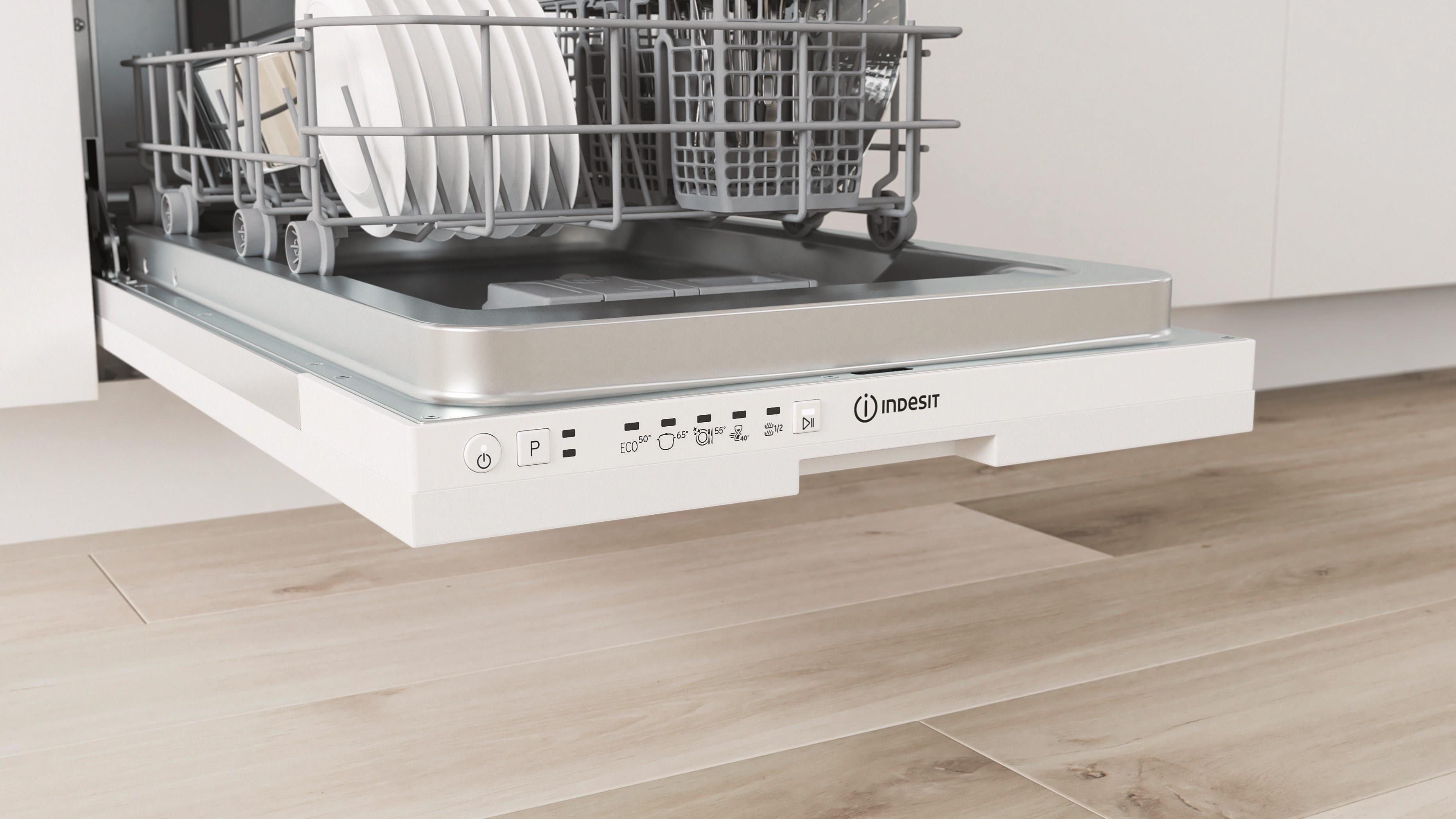 Zmywarka Indesit DI9E2B10 – otwarta