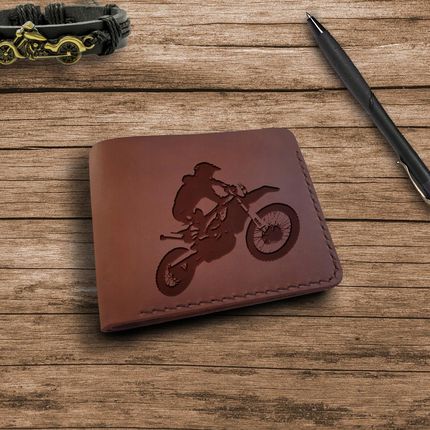 Prezent dla motocyklisty Portfel z motocyklem z grawerem skórzany handmade