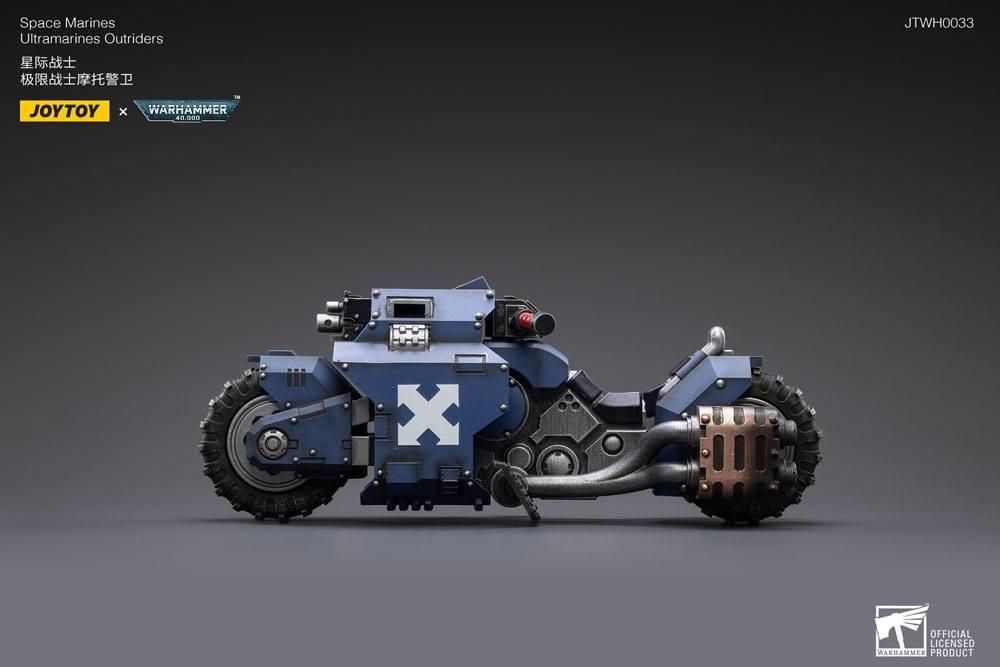 JoyToy Warhammer 40K Ultramarines Motorcycle Outriders - 1:18 Scale Action Figure With Bike