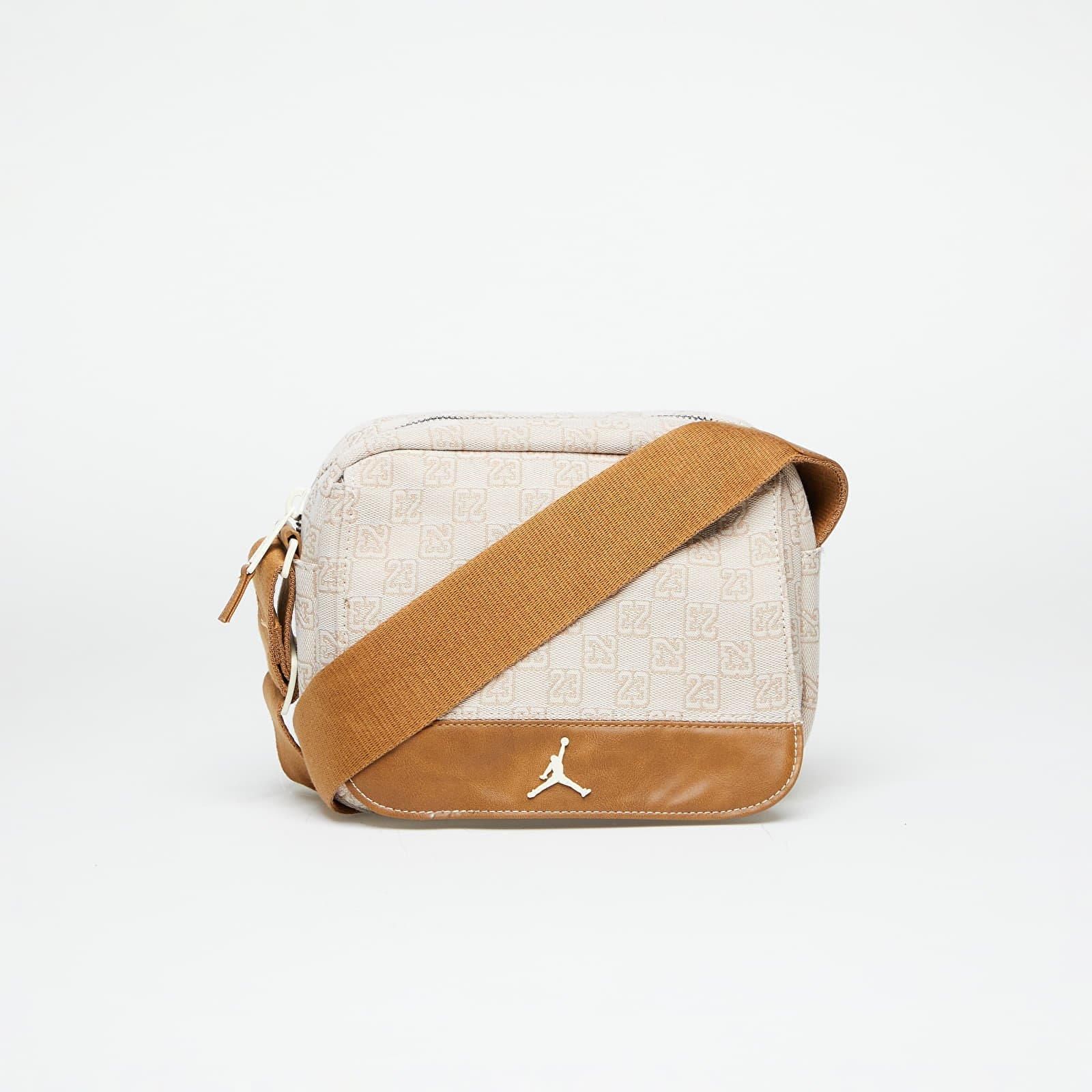 【専用】JORDAN MONOGRAM MINI MESSENGER BAG Torby przez ramię Jordan Monogram Mini Messenger Bag
