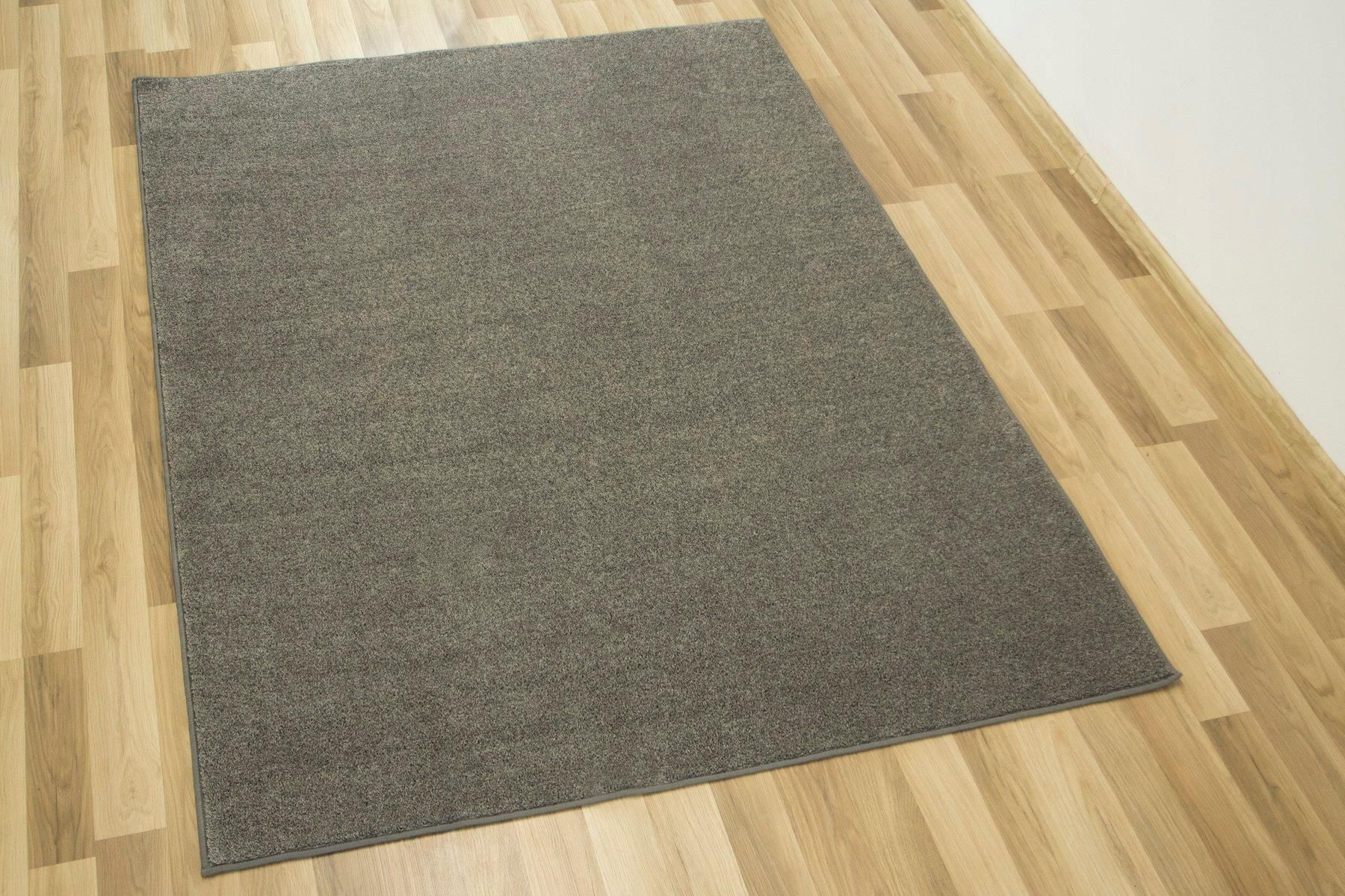 Ile Będą Kosztowały 4 Metry Wykładziny O Szerokości 150 Cm Akcila Dywan Z Wykładziny Do Pokoju Dziennego 150x200 cm - Opinie i