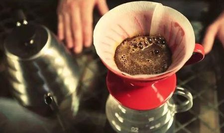 Hario Drip V60-01 Dripper / Filtr Do Kawy Ceramiczny (502010008) - zdjęcie 2