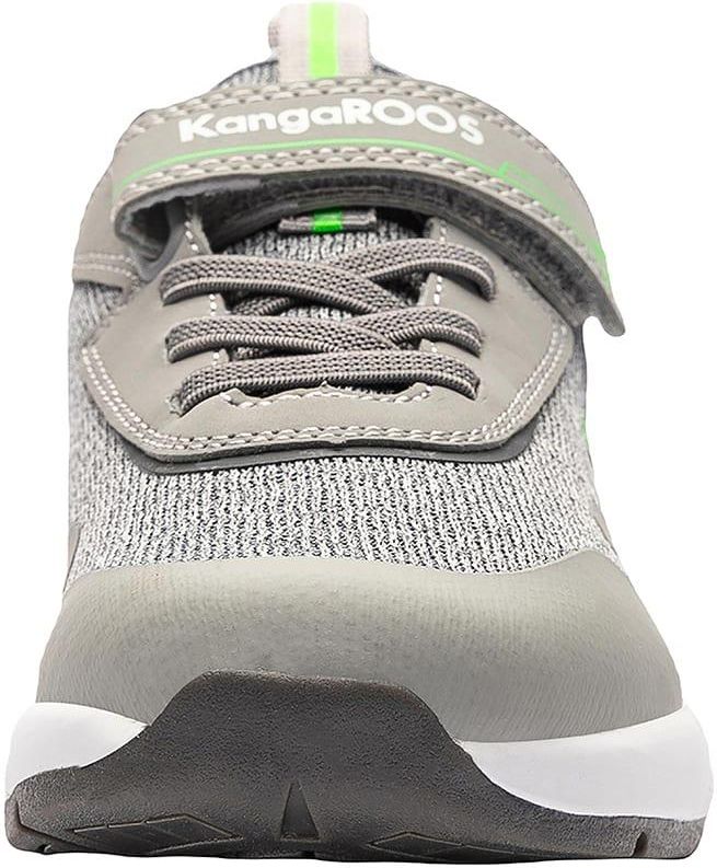 Richter Schnürer Sneaker aus strapazierfähigem Synthetik Richter Schnürer Sneaker aus strapazierfähigem Synthetik