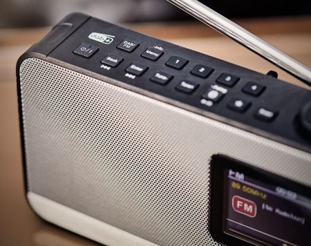 Radio Panasonic RF-D15EG-K DAB+ Con Bluetooth - Portatile, Display A Colori, Alimentazione A Batterie
