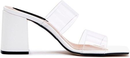 Sandały marki Fashion Attitude model FAME23_SS3Y0612 kolor Biały. Obuwie damskie. Sezon: Wiosna/Lato