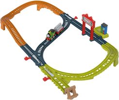 Zdjęcie Fisher-Price Tomek i Przyjaciele Piotruś – Przejazd z dostawą Zestaw HGY82 HPM63 - Warszawa