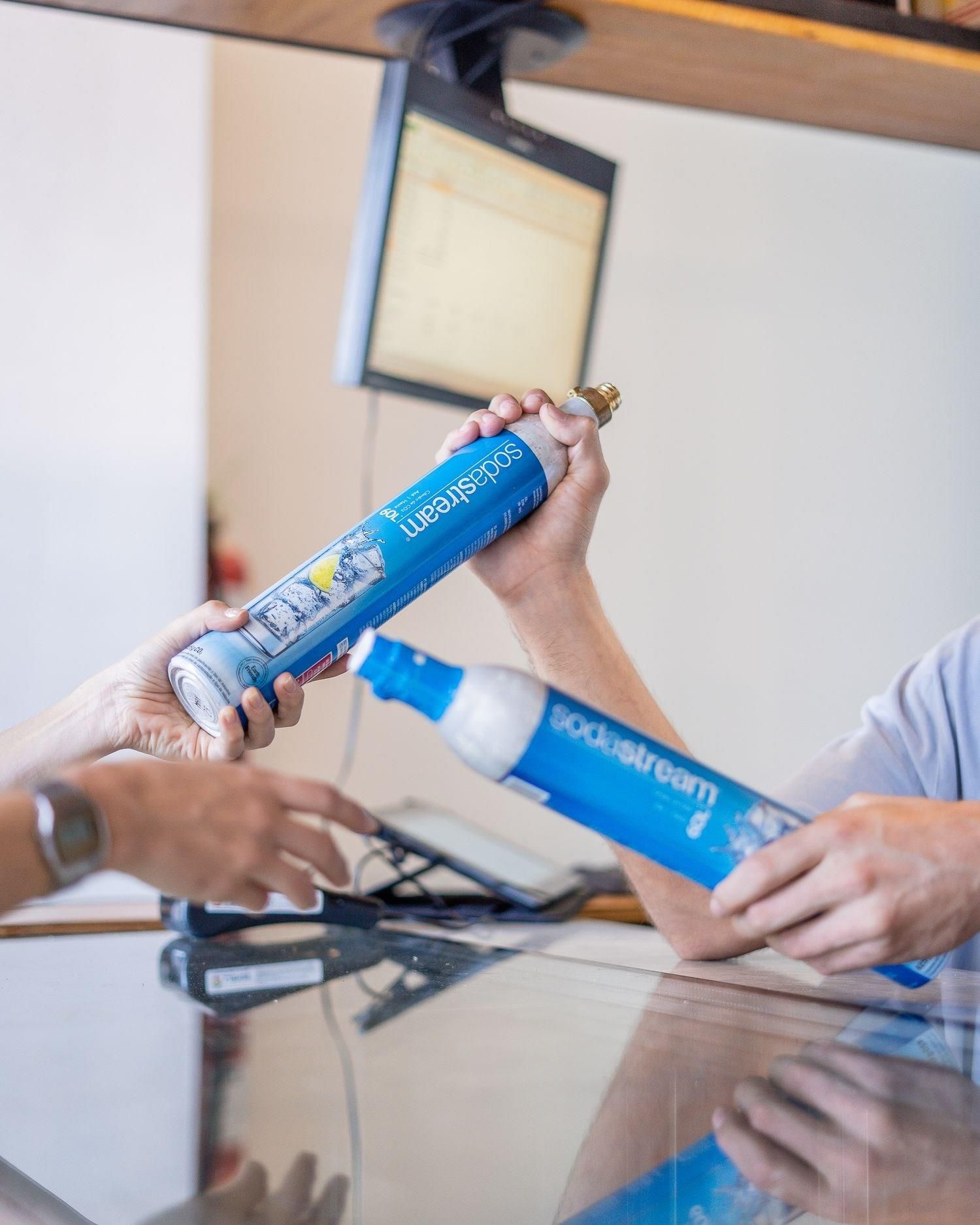 SodaStream Nabój CO2 Niebieski 425g - zdjęcie 3 SodaStream Nabój CO2 Niebieski 425g