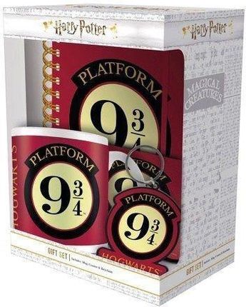 zestaw prezentowy Harry Potter - Peron 9 3/4 zawiera: kubek, podkładkę, notatnik, brelok