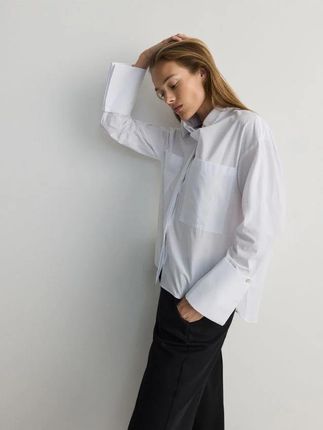 Reserved - Koszula oversize z kieszeniami - biały
