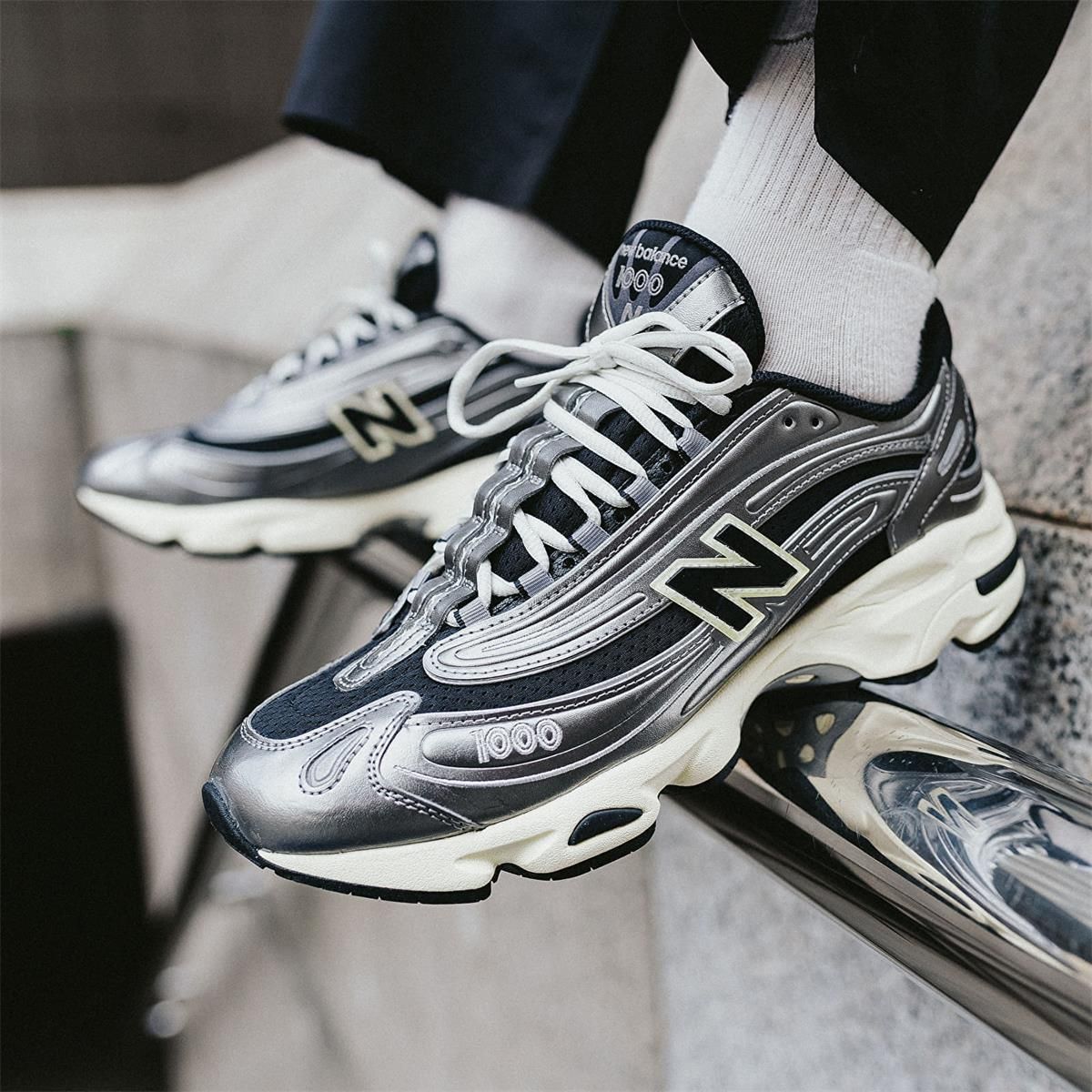Buty unisex New Balance M1000SL – srebrne - Ceny i opinie