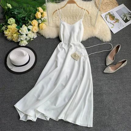 Długa sukienka z guzikami - Biały M