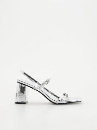 Reserved - Metaliczne sandały na klocku - srebrny