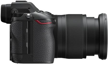 Aparat cyfrowy Nikon Z6III + 24-200mm f/4-6.3 VR bezlusterkowiec