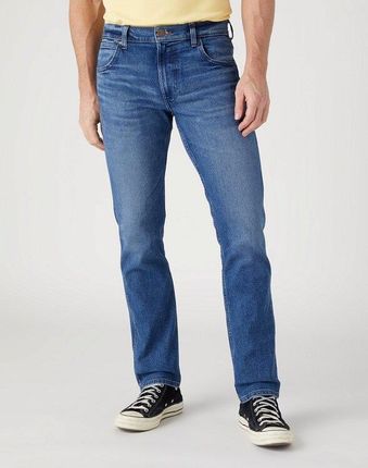 WRANGLER GREENSBORO MĘSKIE SPODNIE JEANSOWE SMOKE SEA W15QYLZ71