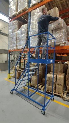 Stalowy podest roboczy, jezdny 7 stopni i platforma (standard) - zdjęcie 5