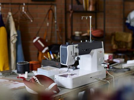 Maszyna do szycia Bernette 08 Straight stitch - zdjęcie 2
