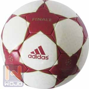 Adidas Finale 2004/05 公式球 Adidas Finale 4 is official match ball of Champions League