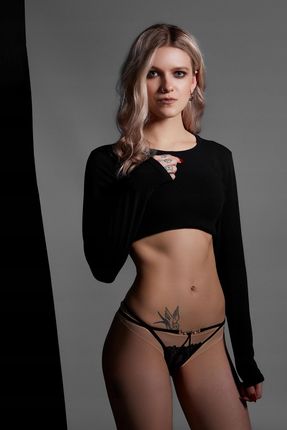 Le Cabaret Lingerie majtki damskie stringi z koronką rozmiar S/M