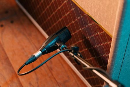 ‌Sennheiser MD 421 Kompakt - Wszechstronny mikrofon - zdjęcie 6